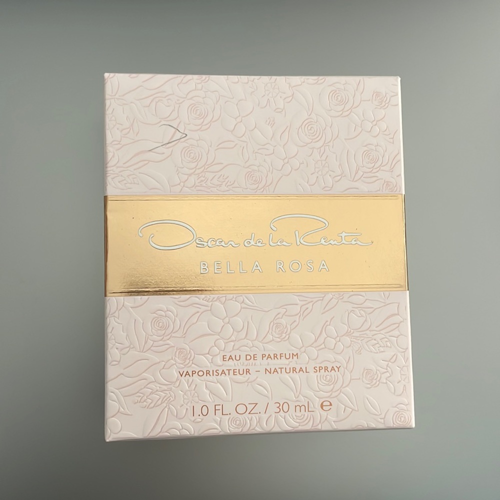 Oscar de la Renta Bella Rosa Perfume